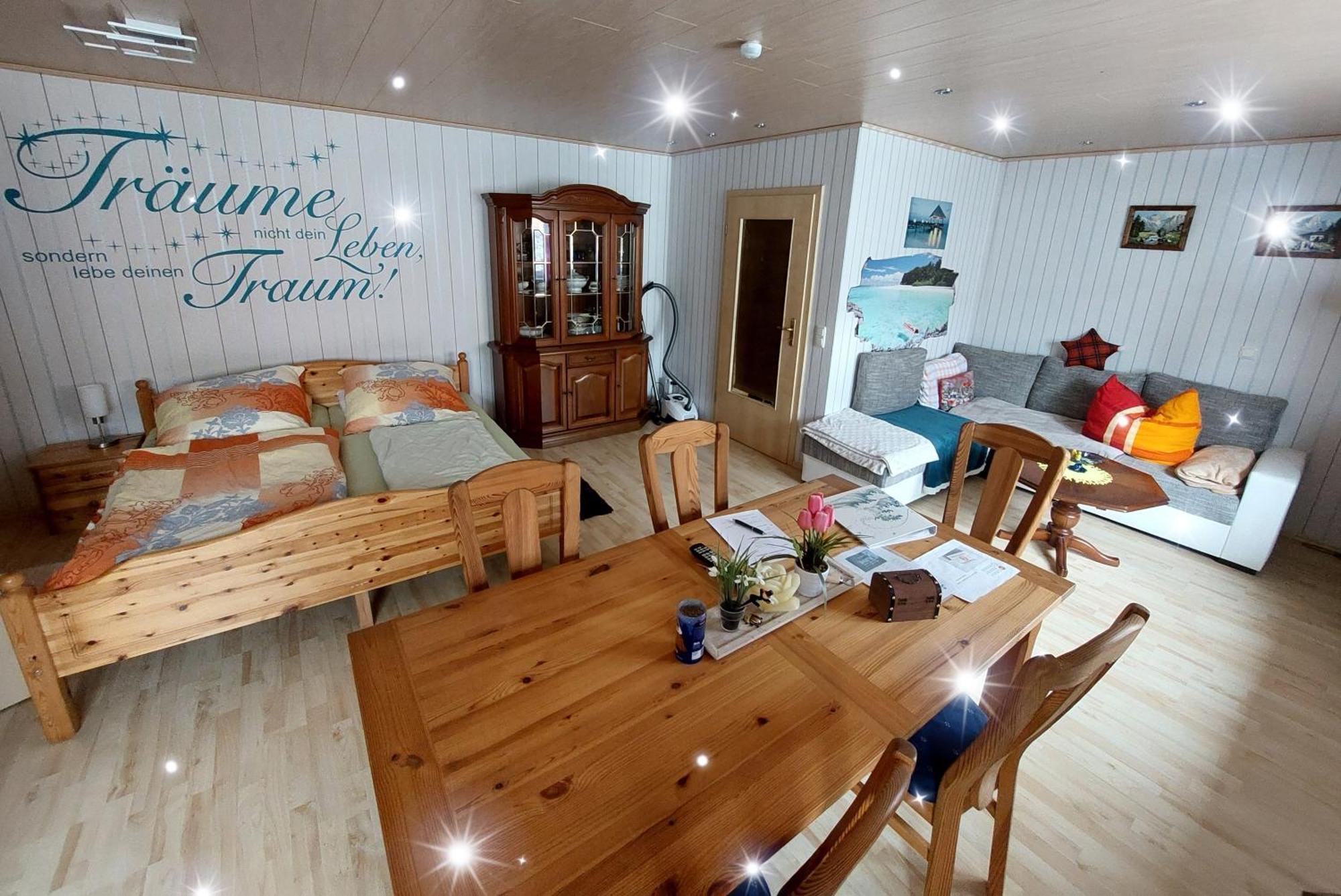 Landhauswohnung Am Thueringer Meer - Fuehlen Wie Zuhause Remptendorf エクステリア 写真