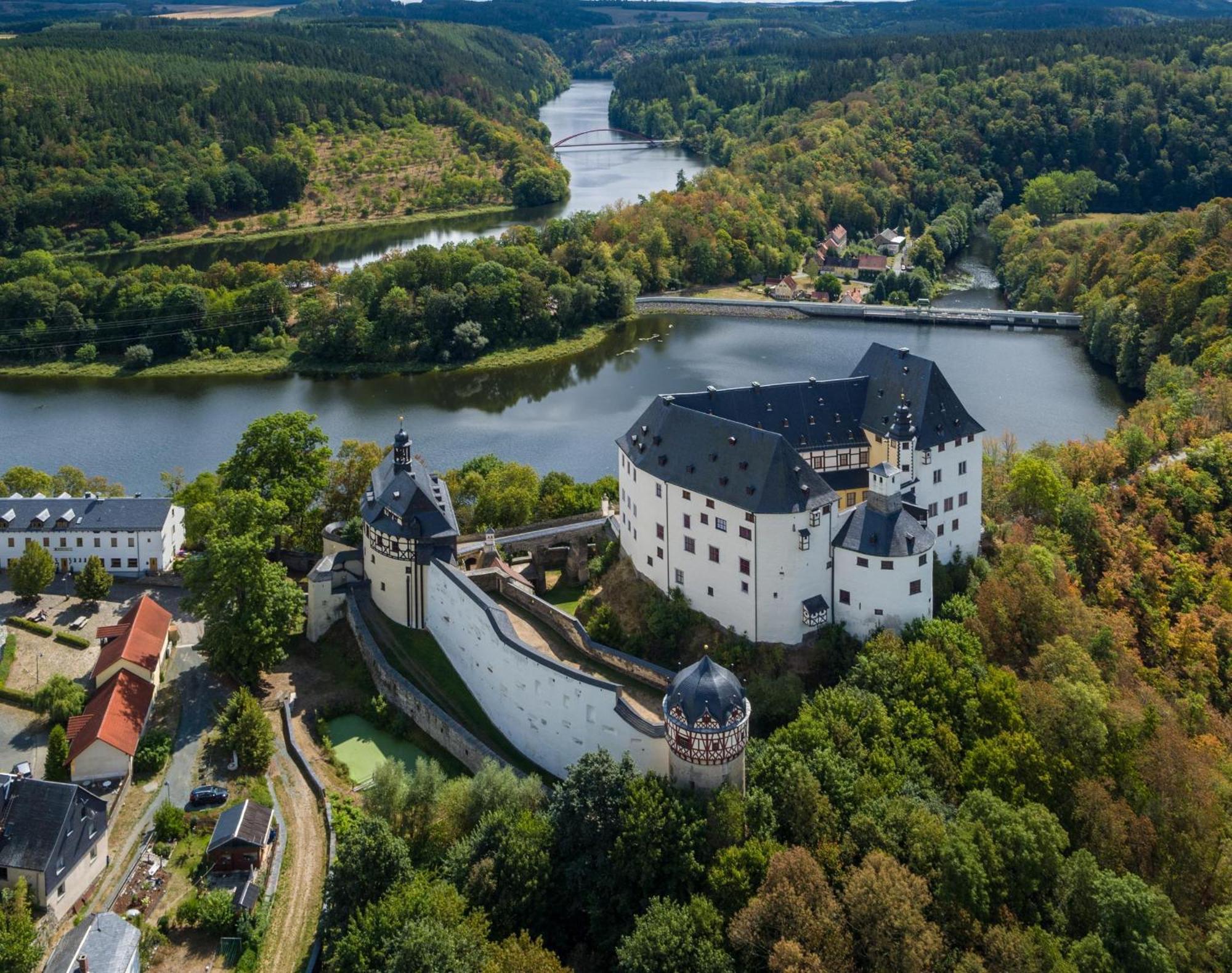 Landhauswohnung Am Thueringer Meer - Fuehlen Wie Zuhause Remptendorf エクステリア 写真