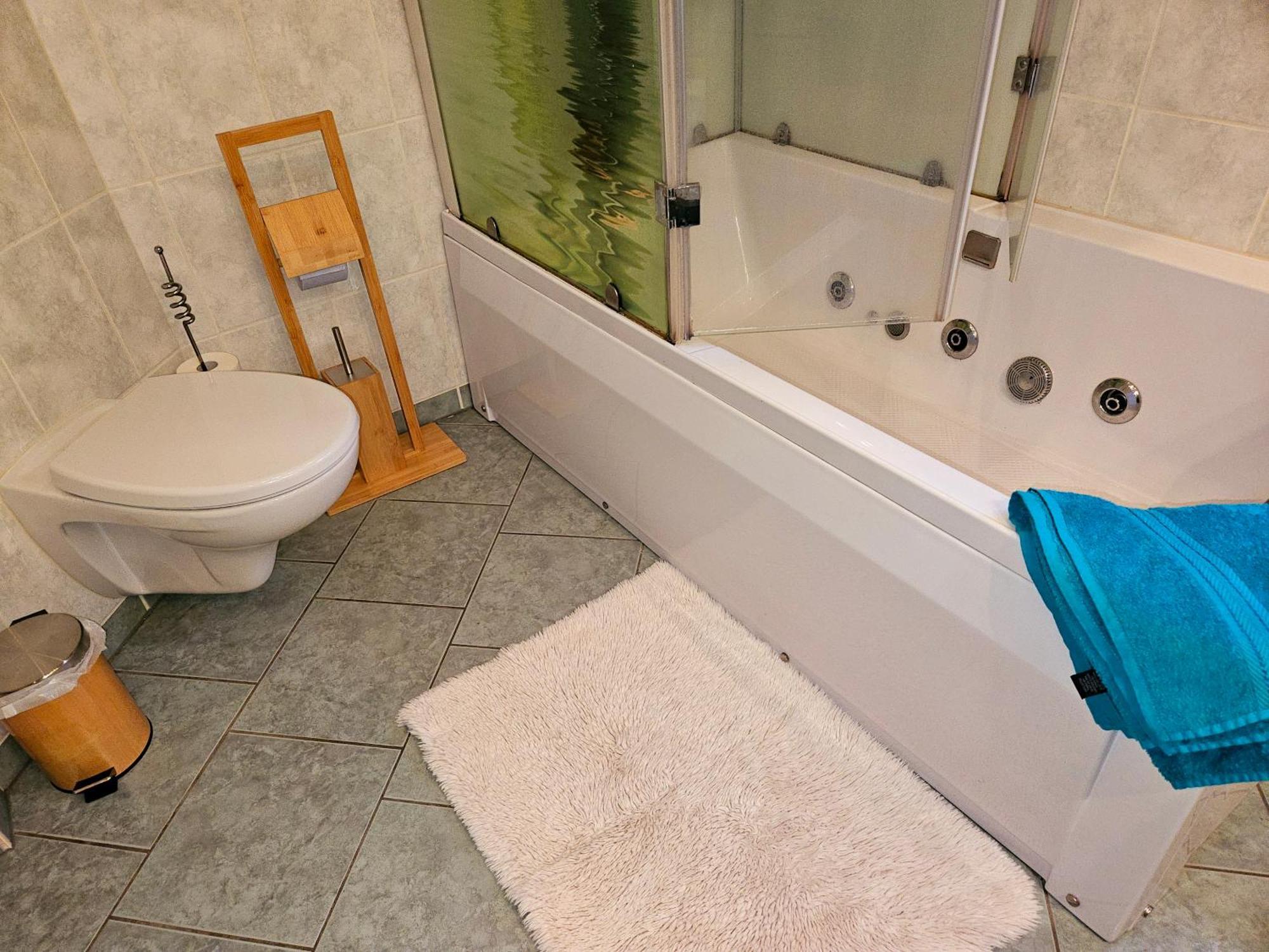 Landhauswohnung Am Thueringer Meer - Fuehlen Wie Zuhause Remptendorf エクステリア 写真